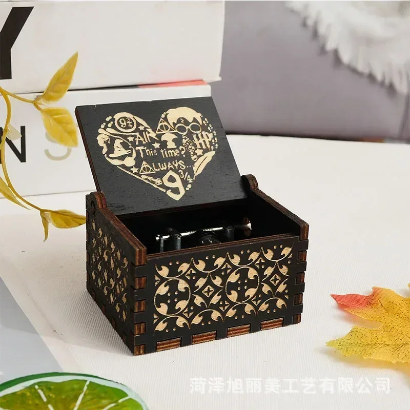 Anime Themed Hand-cranked Musi - đánh giá và giá Woodworking Ideas